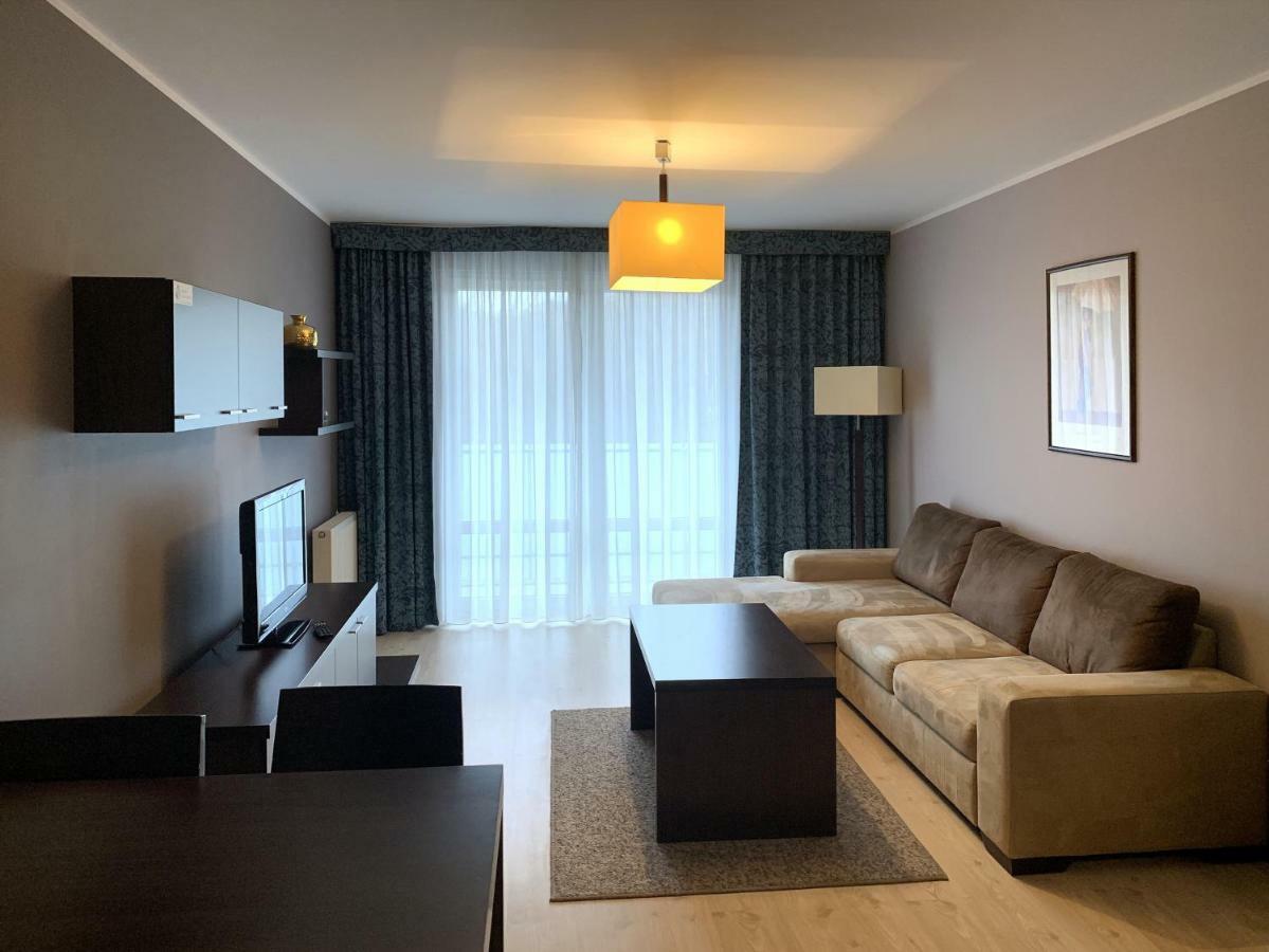 Apartament Tit Aquarius Spa โควอบเซก ภายนอก รูปภาพ