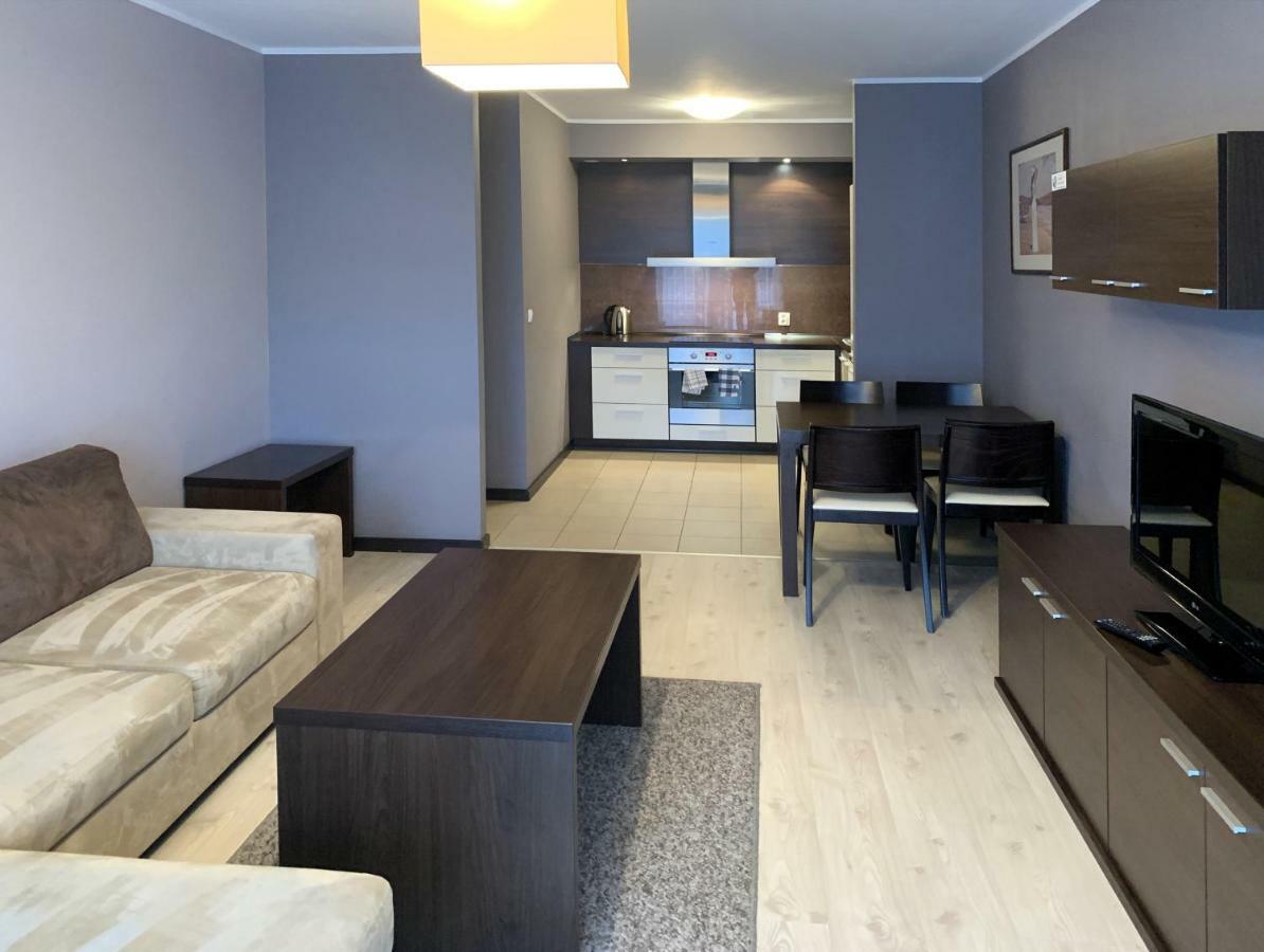 Apartament Tit Aquarius Spa โควอบเซก ภายนอก รูปภาพ